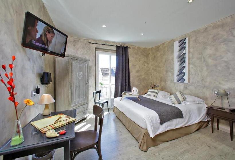 Номер Стандарт, Logis Hôtel Restaurant Le Lascaux