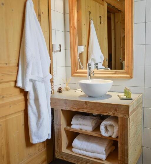 수피리어 트리플 룸, Spa Le Morillon Charme & Caractère