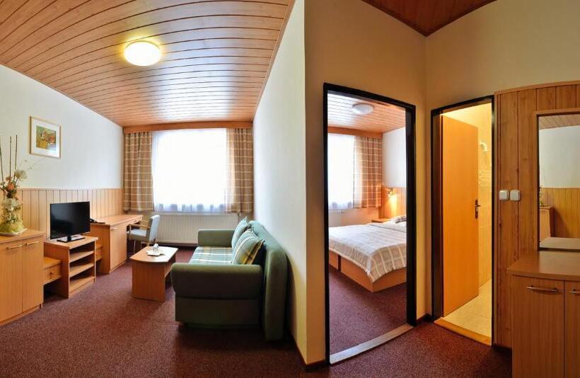 패밀리 스위트, Horsky Hotel Mnich