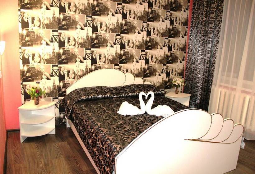 اتاق استاندارد, Oasis Hotel   Hostel