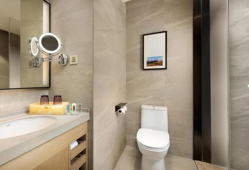 Стандартный Номер Кровать Кинг, Holiday Inn Batang, An Ihg