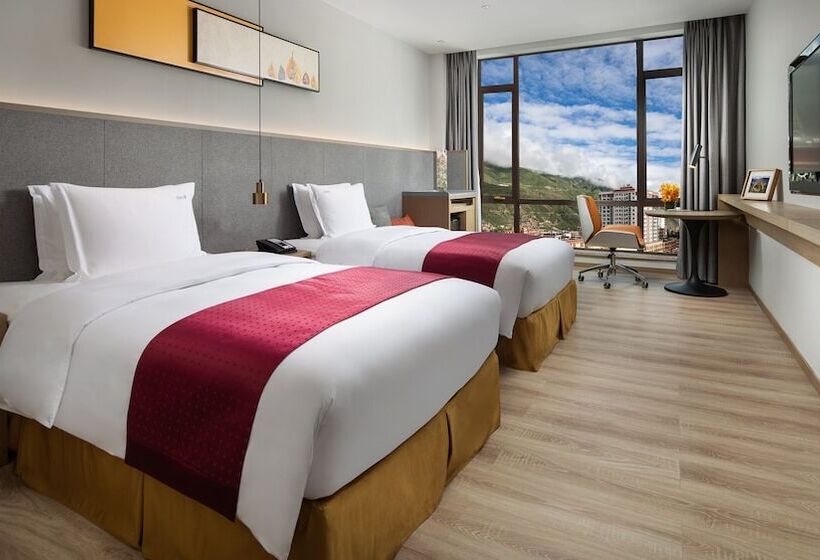 Номер Стандарт, Holiday Inn Batang, An Ihg