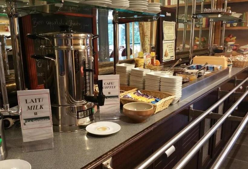 Номер Стандарт Индивидуальный, Logis   Hotel Restaurant La Sapinière