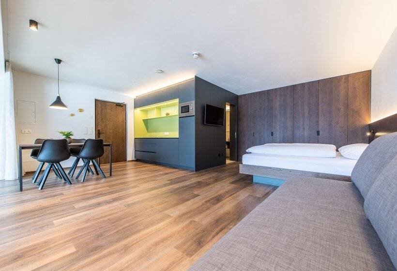 デラックススタジオ, Mountain Residence Montana
