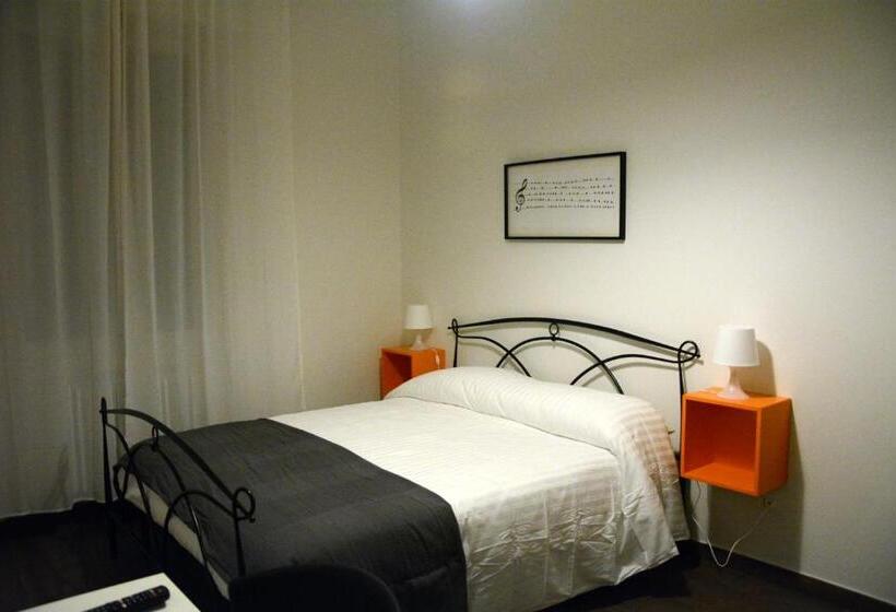 اتاق لوکس, Mambo Suites