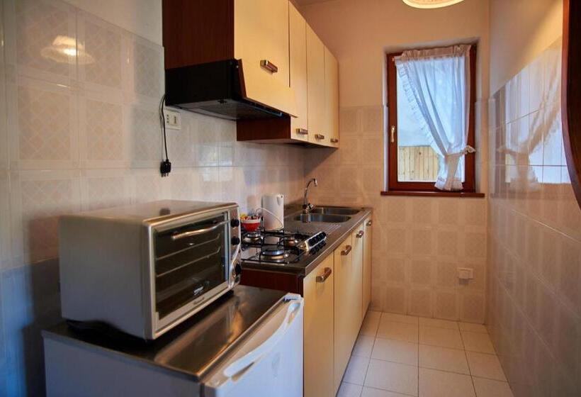 آپارتمان 1 خوابه با چشم‌انداز, B&b La Bredia