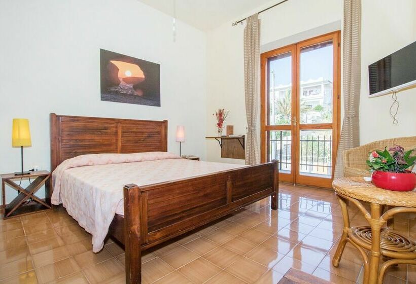 غرفة قياسية, Mare Lughente