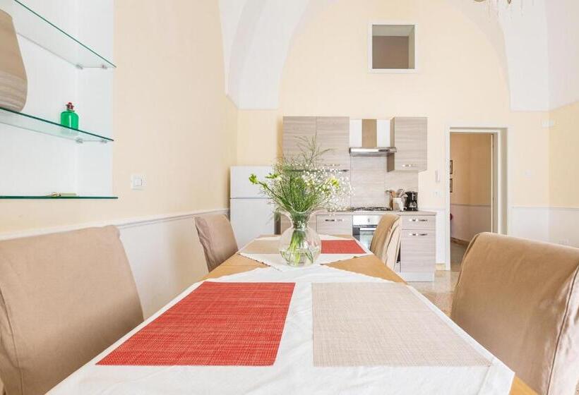 آپارتمان 1 خوابه همکف, Dimora Le Tre Muse Guesthouse