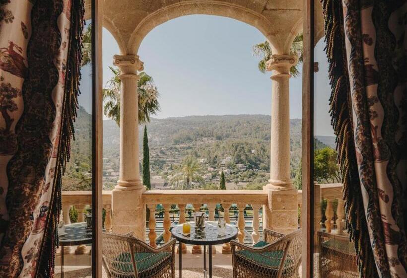 سوییت, Grand Hotel Son Net