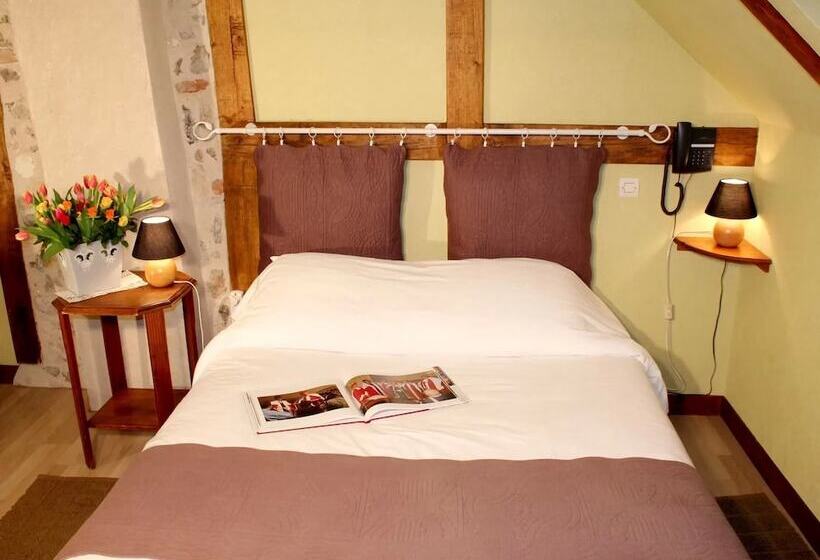 Номер Стандарт, Logis Auberge Le Colombien   Hôtel Et Restaurant