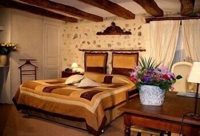 Номер Стандарт, Logis Auberge Le Colombien   Hôtel Et Restaurant