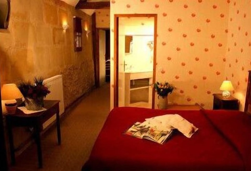 Номер Стандарт, Logis Auberge Le Colombien   Hôtel Et Restaurant