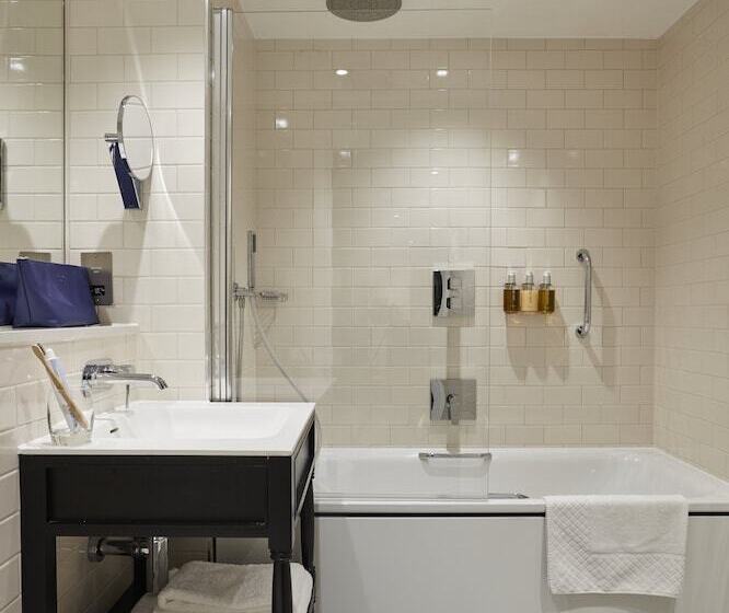 Люкс, The Clermont London Victoria