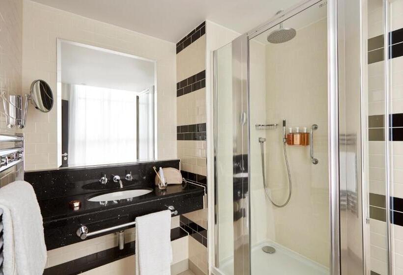 Индивидуальный Номер Классика, The Clermont London Victoria