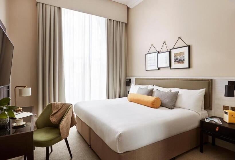 Номер Классика Кровать Кинг, The Clermont London Victoria