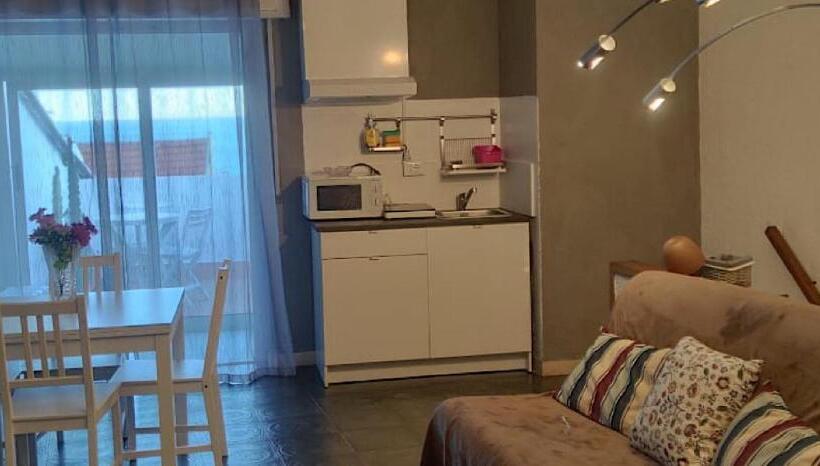 Студия Стандарт, Guest House Bike & Relax Finale Ligure