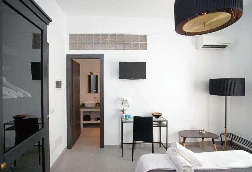 اتاق استاندارد با بالکن, B&b Roda Barocco