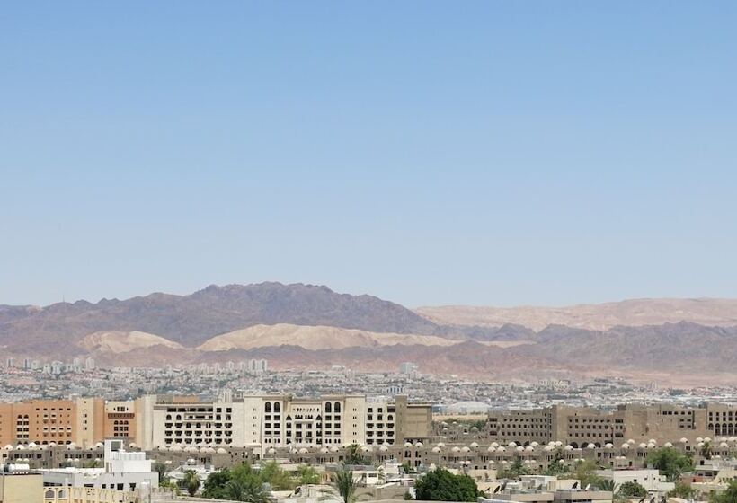 اتاق لوکس, Movenpick Resort & Residences Aqaba