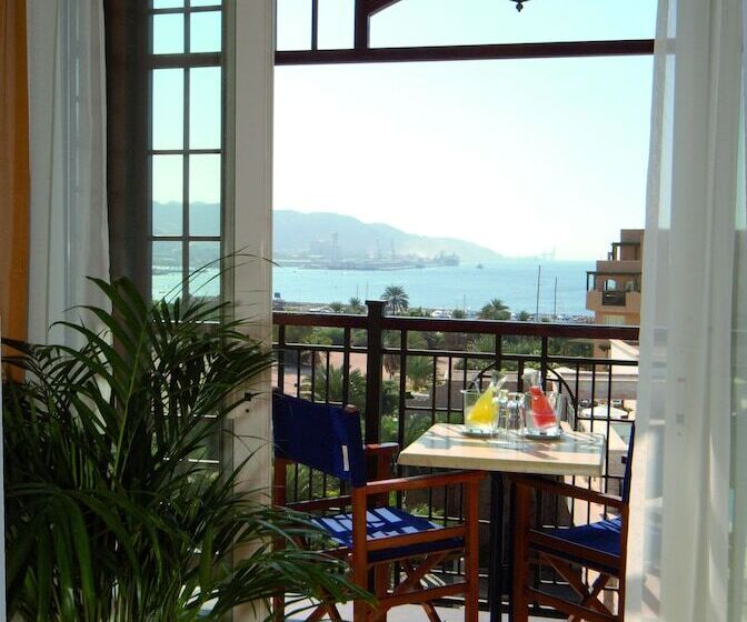 اتاق لوکس, Movenpick Resort & Residences Aqaba