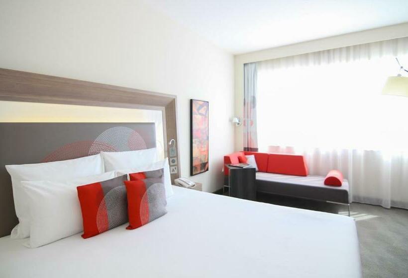 Номер Executive, Novotel World Trade Centre Dubai