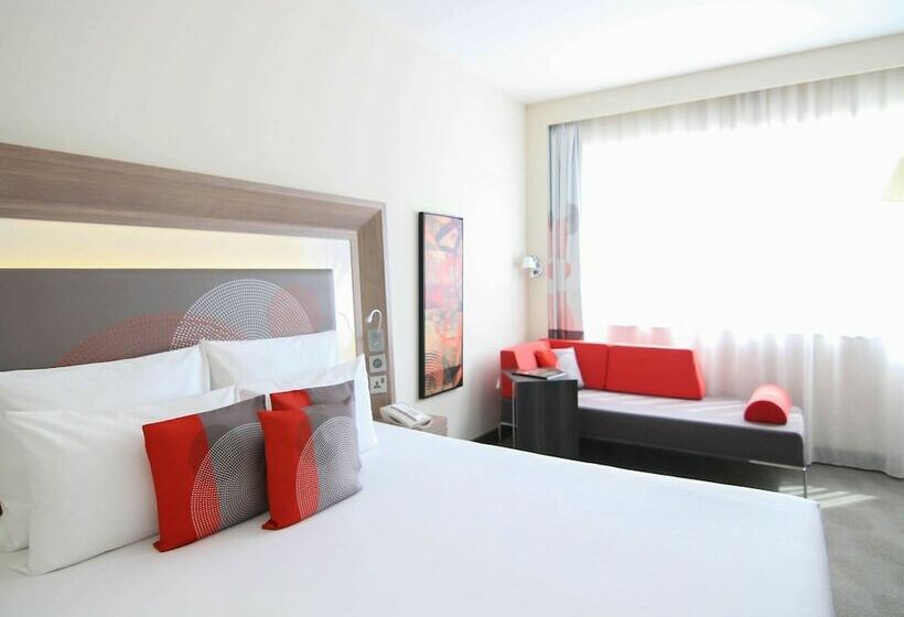 Номер Executive, Novotel World Trade Centre Dubai