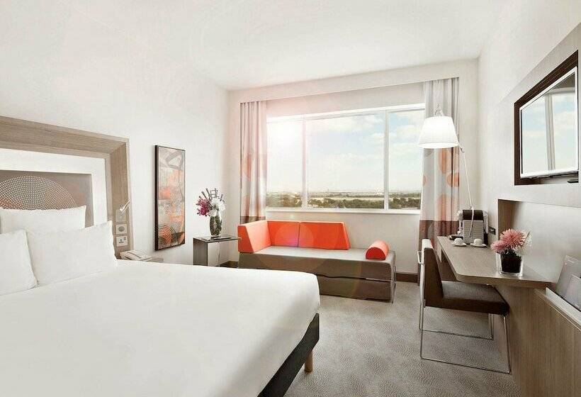 Номер Superior, Novotel World Trade Centre Dubai