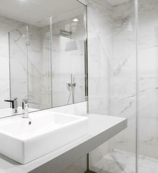 اتاق لوکس, B&b La Foresteria