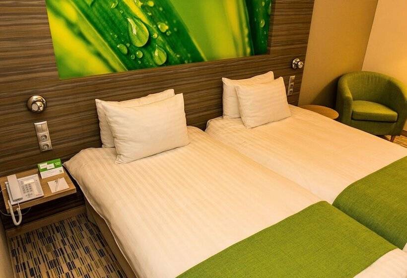 Номер Стандарт, Holiday Inn Budapest Budaörs, An Ihg