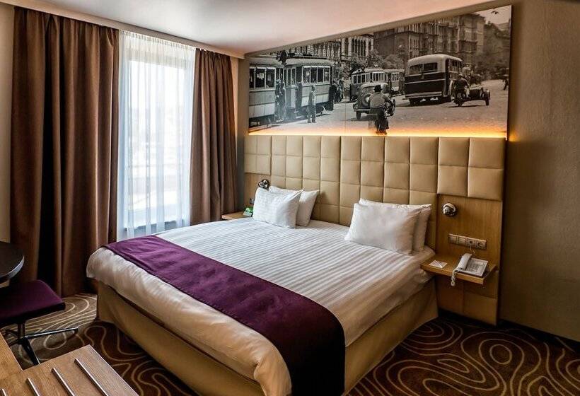 Люкс, Holiday Inn Budapest Budaörs, An Ihg