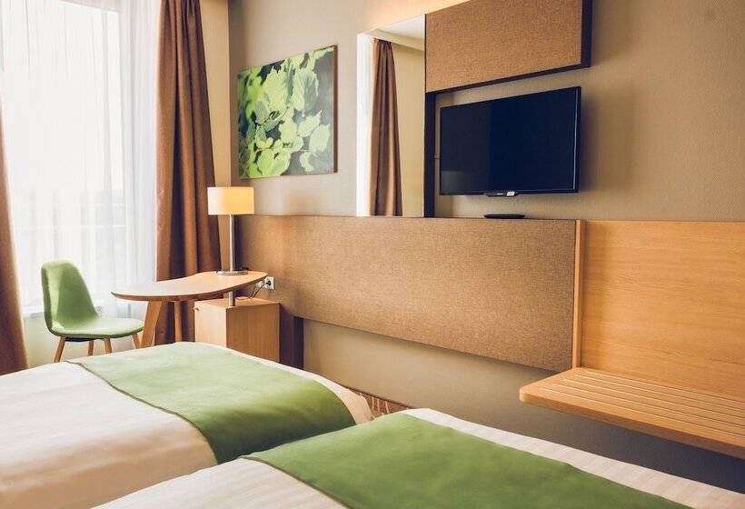Номер Стандарт, Holiday Inn Budapest Budaörs, An Ihg