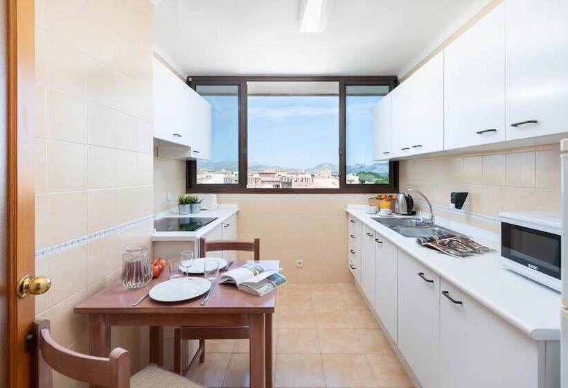 침실 2개 아파트, Apartamentos Carlos V