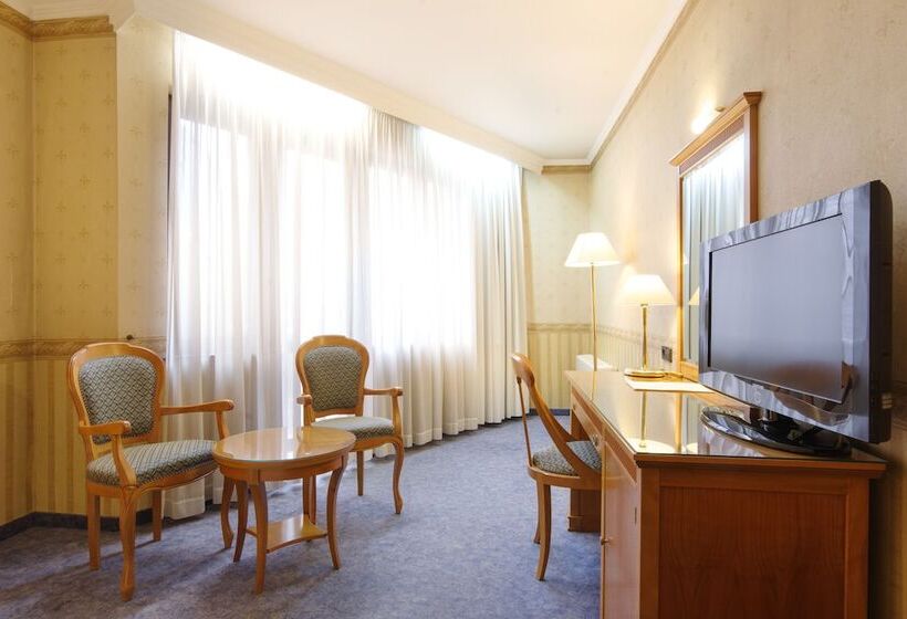 Номер Стандарт, Downtown   Top Location In The Heart Of Sofia City