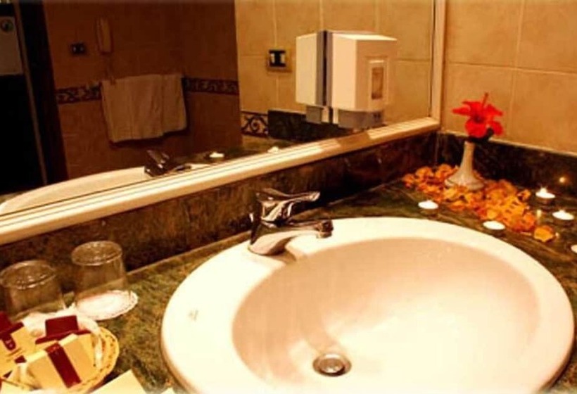 סוויטה אקזקיוטיב, Seti Abu Simbel Lake Resort