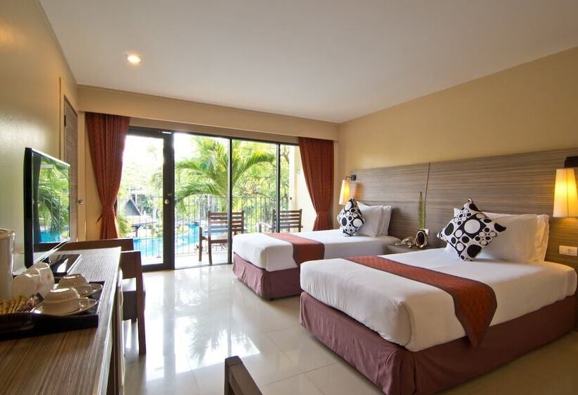 수피리어 룸 풀장 전망, The Green Park Resort