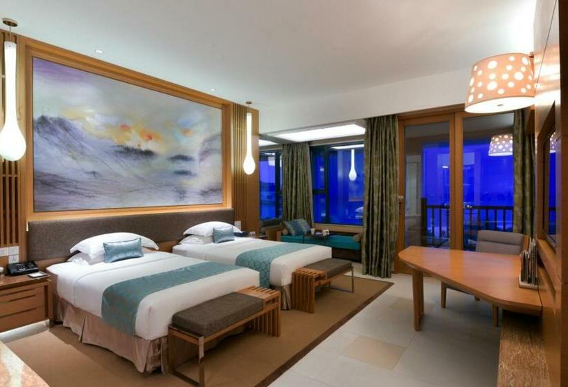 اتاق لوکس با چشم‌انداز دریا, Huidong Regal Palace Resort