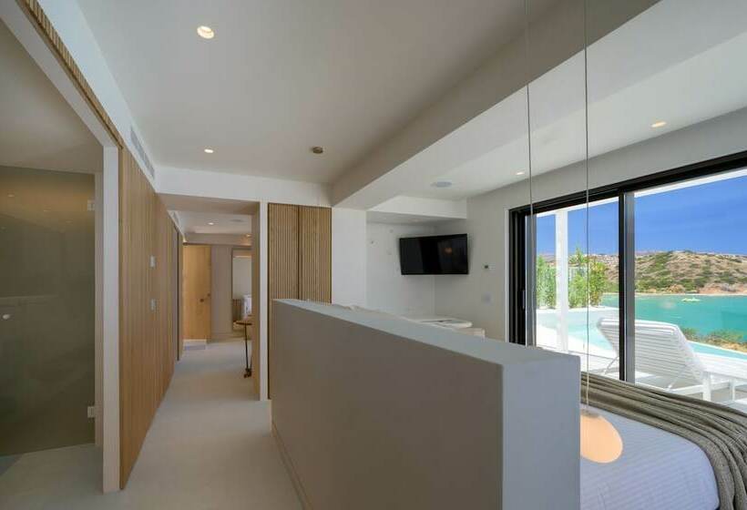Люкс Вид на Море, The Island Concept Luxury Boutique Hotel Heated Pool