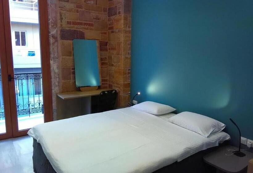 스탠다드 트리플 발코니 룸, Chios City Inn