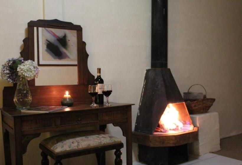 جناح, Pousada Villaserrana
