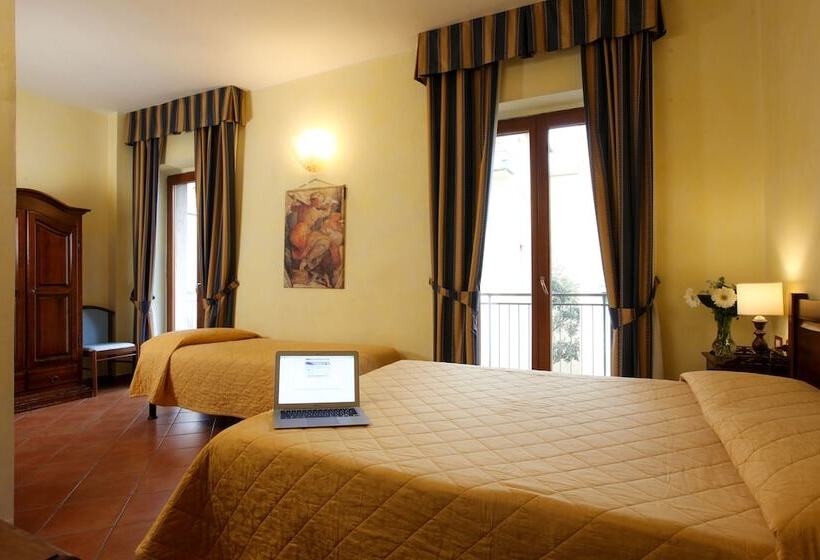 اتاق استاندارد سه نفره, Bologna