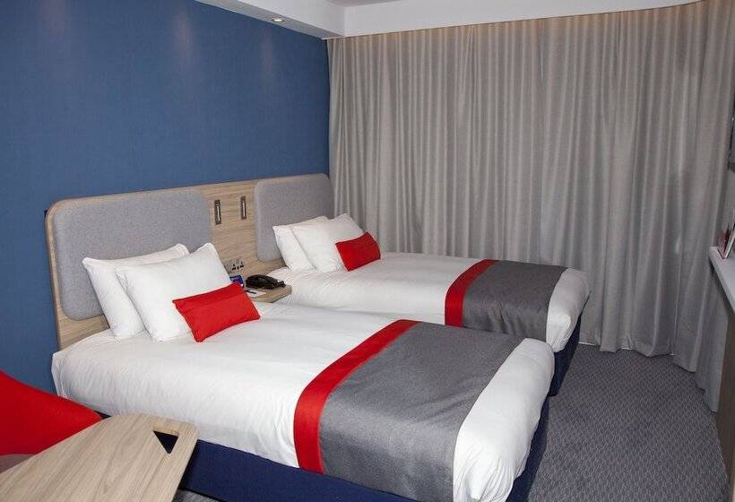 标准间, Holiday Inn Express Cardiff Bay, An Ihg