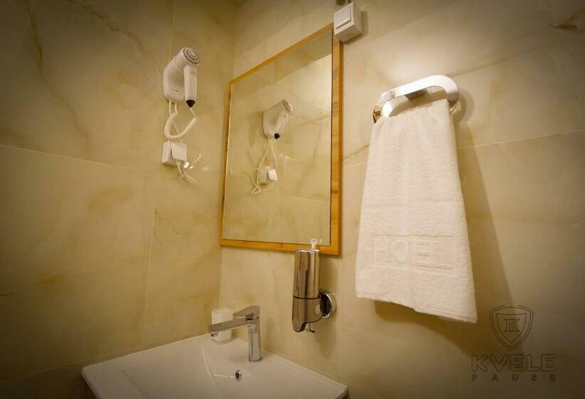 آپارتمان سوپریور 1 خوابه, Motel Kvele