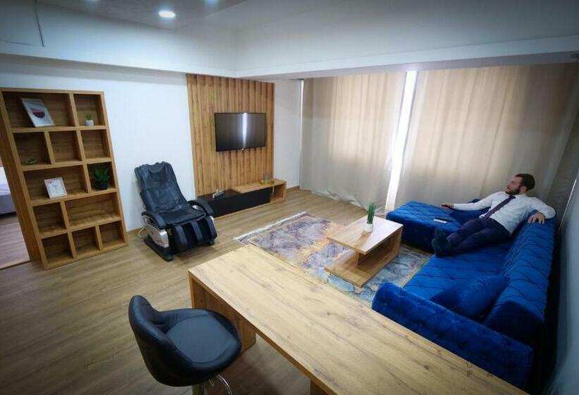 آپارتمان سوپریور 1 خوابه, Motel Kvele