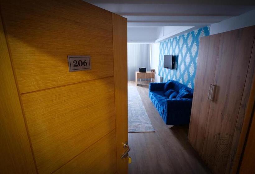 اتاق لوکس چهار تخته, Motel Kvele