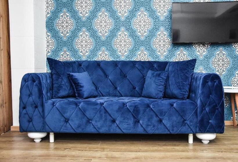 اتاق لوکس چهار تخته, Motel Kvele