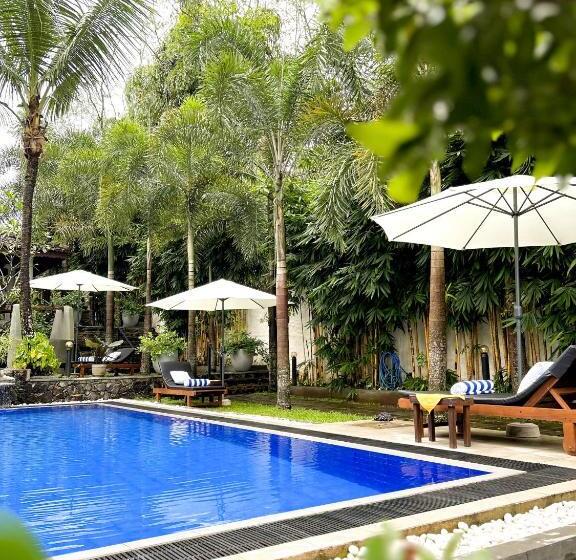 Номер Стандарт Вид на Бассейн, Terrace Garden Ayurveda Resort