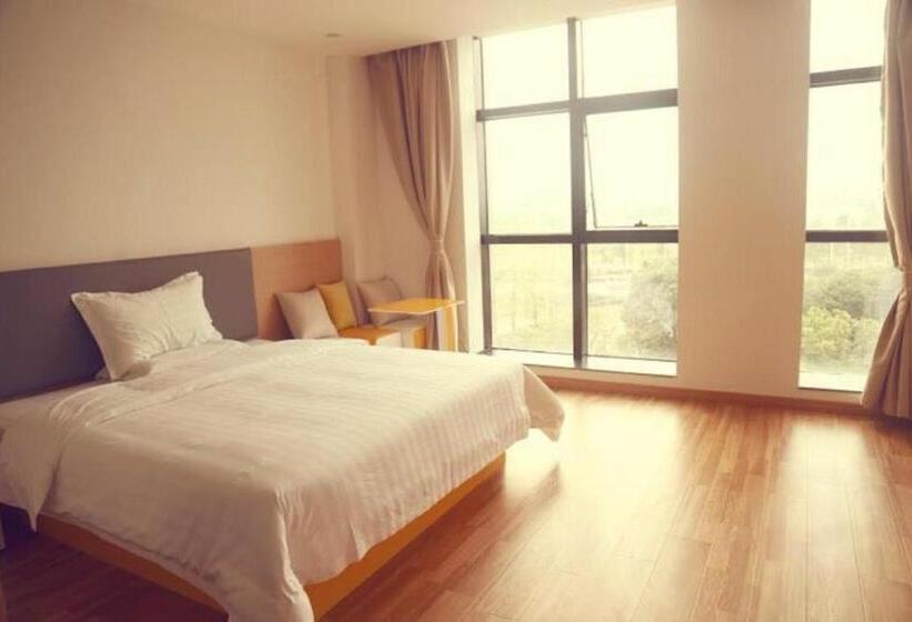Номер Superior, 7days Inn Nanchang West Station Huanan Cheng Wangcheng New District Branch