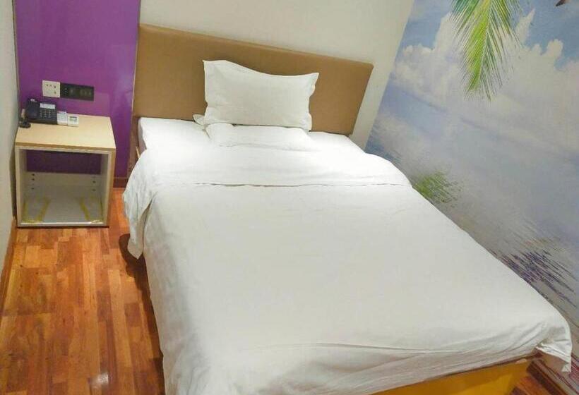 Номер Комфорт, 7days Inn Xianyang Xingping Jincheng Road Branch