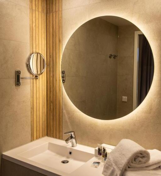 Классический Номер, Mercure Han Sur Lesse