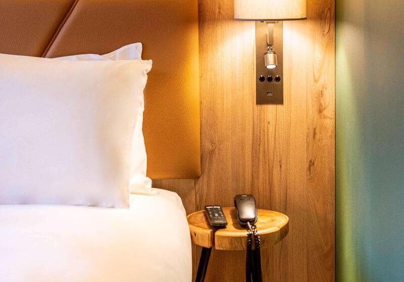 Номер Классика Кровать Кинг, Mercure Han Sur Lesse
