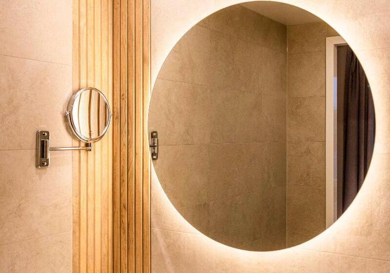 Классический Номер, Mercure Han Sur Lesse